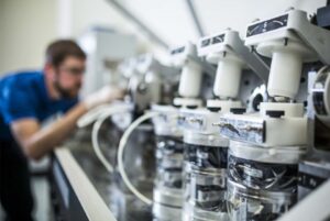 technician manufacturing medical devices